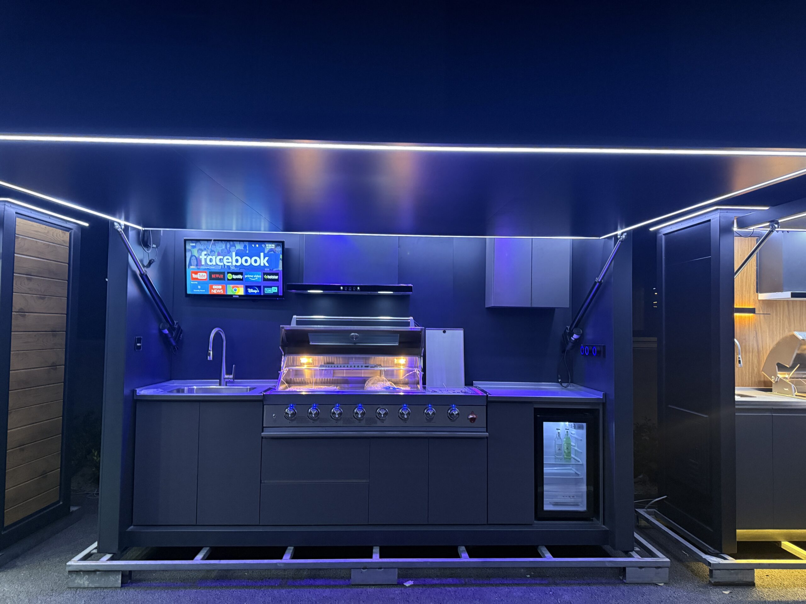 Bluehour kitchen product photograph 08